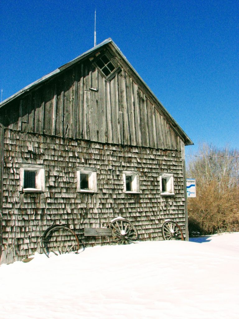 Mr. Barn Wood Montreal Barnwood Supplier/Specialist